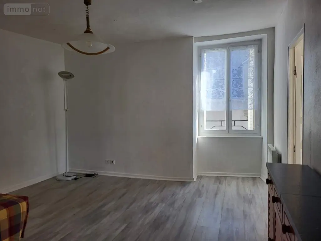 Immeuble de rapport a vendre La Souterraine 23300 Creuse 23 124 m2 101650 euros 1363 010