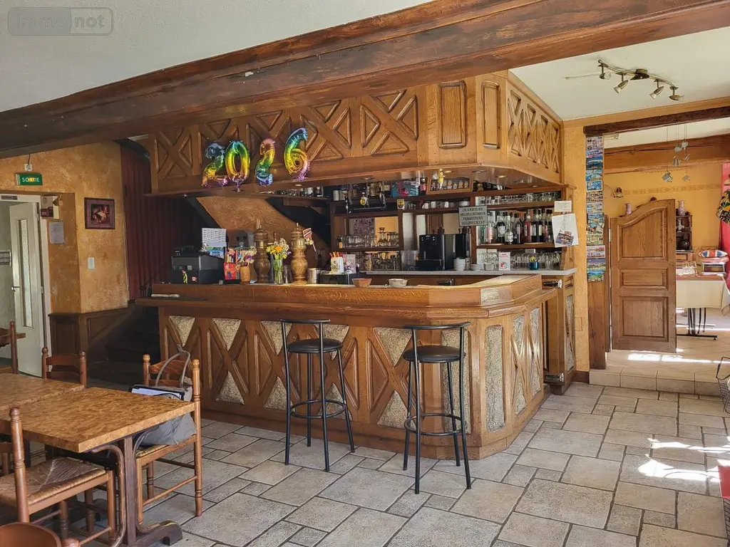 Fonds et murs commerciaux a vendre Chéniers 23220 Creuse 23 353 m2 9 pièces 168000 euros 1372 011