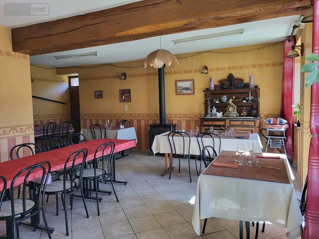 Fonds et murs commerciaux a vendre Chéniers 23220 Creuse 23 353 m2 9 pièces 168000 euros 1372 012