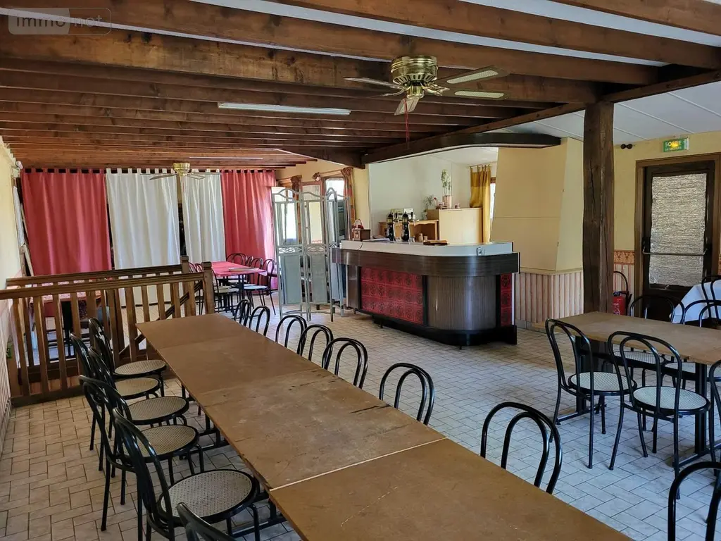 Fonds et murs commerciaux a vendre Chéniers 23220 Creuse 23 353 m2 9 pièces 168000 euros 1372 019