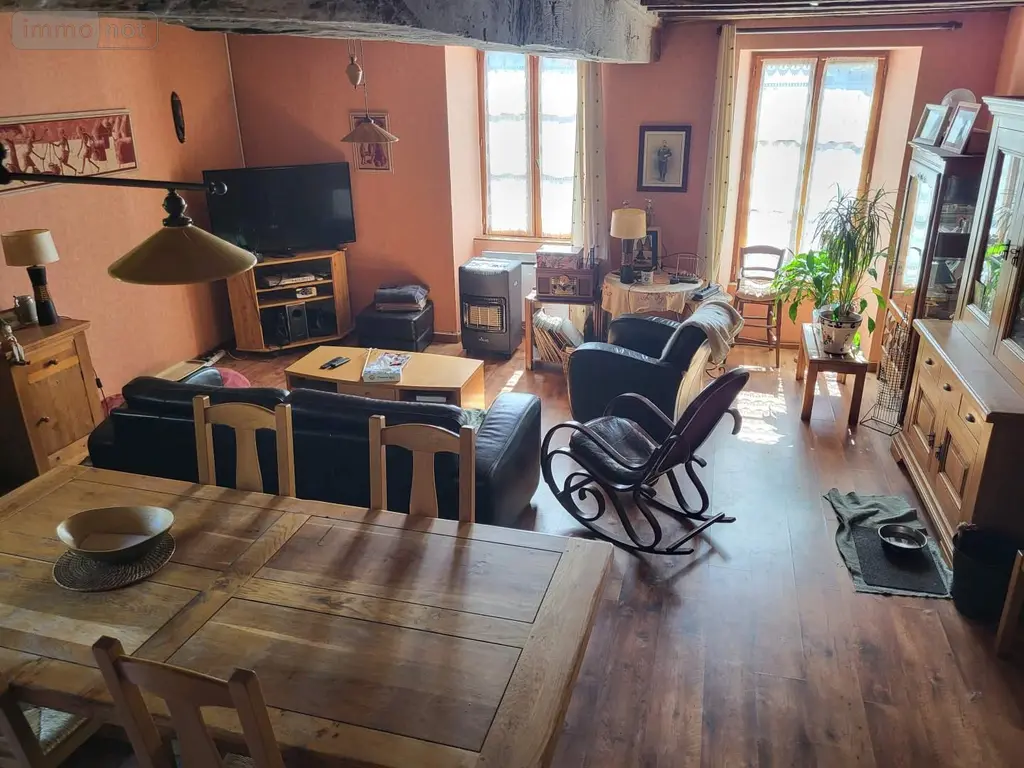Fonds et murs commerciaux a vendre Chéniers 23220 Creuse 23 353 m2 9 pièces 168000 euros 1372 027