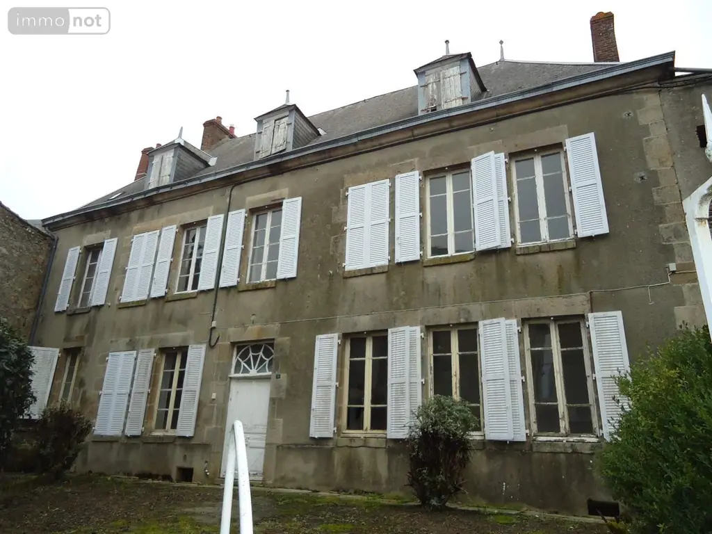 Immeuble de rapport a vendre Dun-le-Palestel 23800 Creuse 23 180 m2 9 pièces 86402 euros 965 001