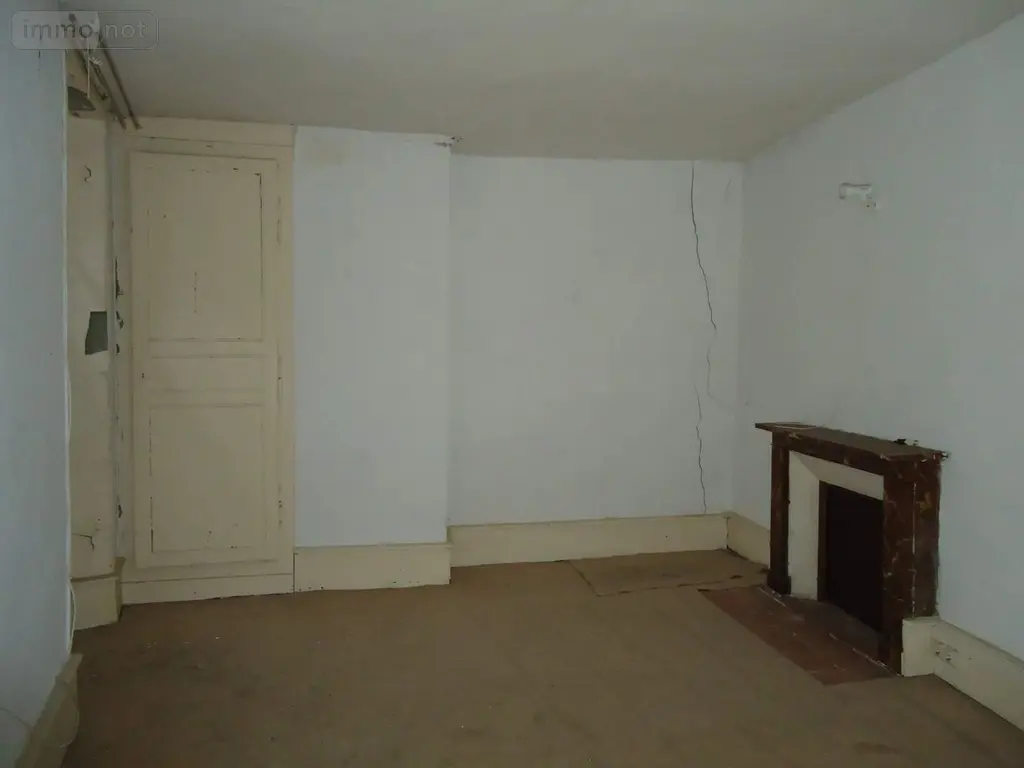 Immeuble de rapport a vendre Dun-le-Palestel 23800 Creuse 23 180 m2 9 pièces 86402 euros 965 009
