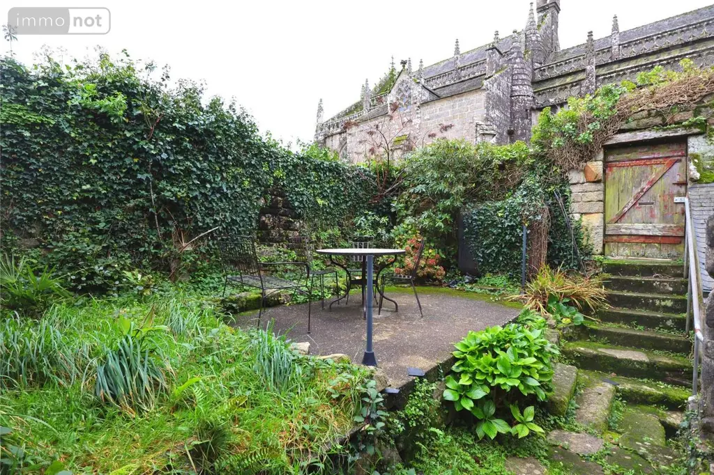 Immeuble de rapport a vendre Locronan 29180 Finistère 29 150 m2 4 pièces 401300 euros 002/818 007