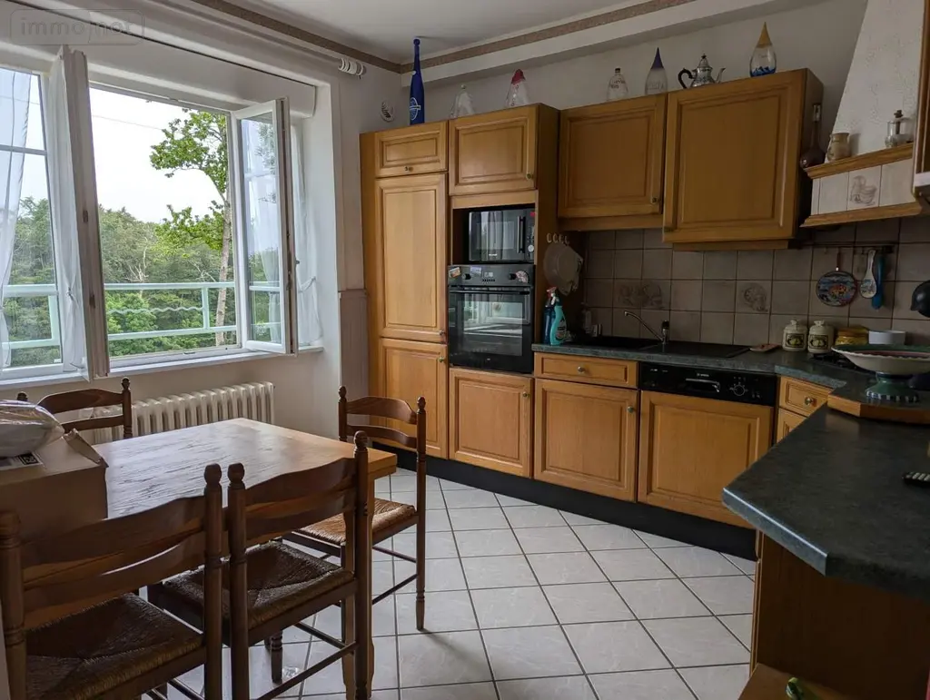 Maison a vendre Douarnenez 29100 Finistère 29 131 m2 8 pièces 278250 euros 011/237 013
