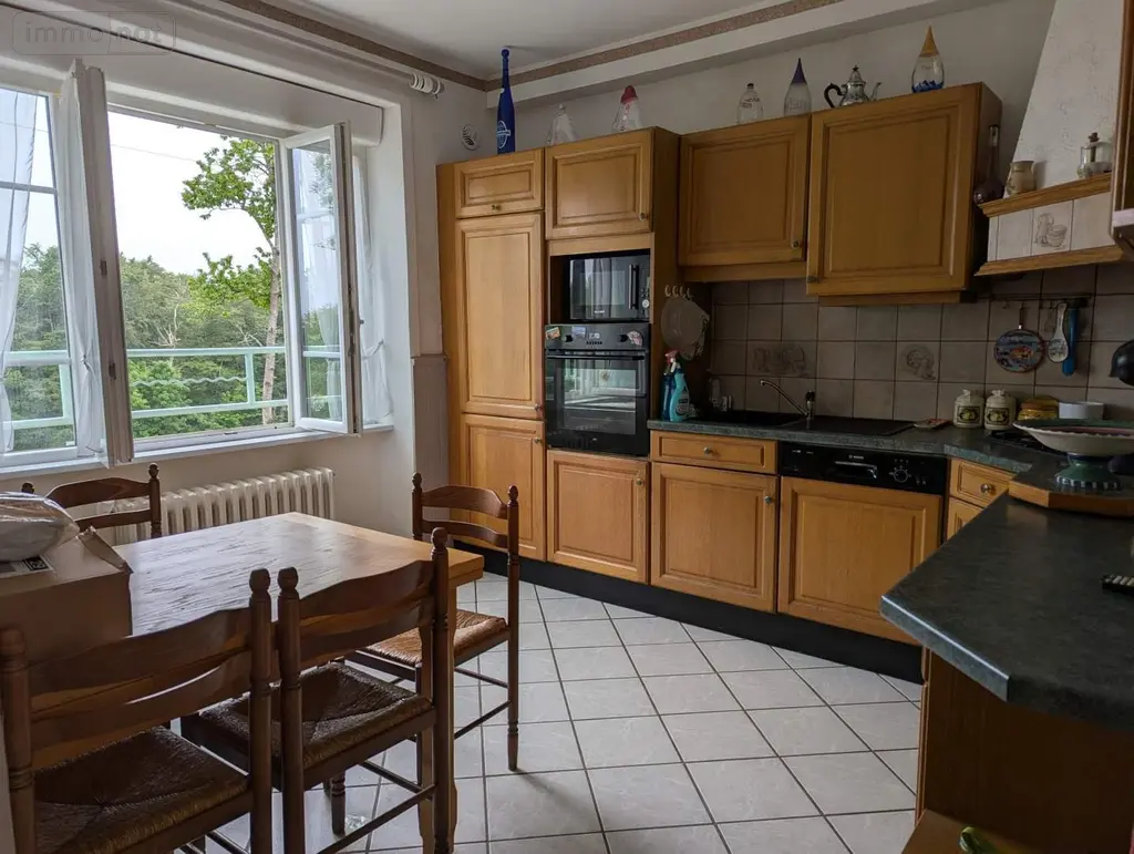 Maison a vendre Douarnenez 29100 Finistère 29 131 m2 8 pièces 278250 euros 011/237 002