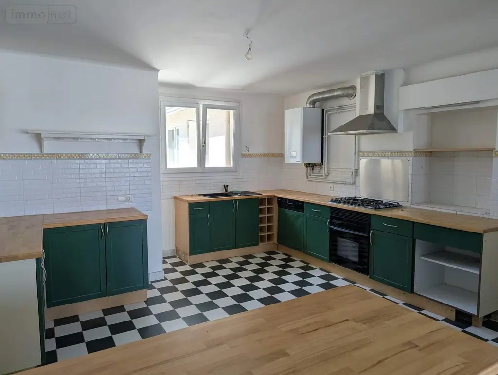 Appartement a vendre Douarnenez 29100 Finistère 29 122 m2 5 pièces 294000 euros 011/243 004