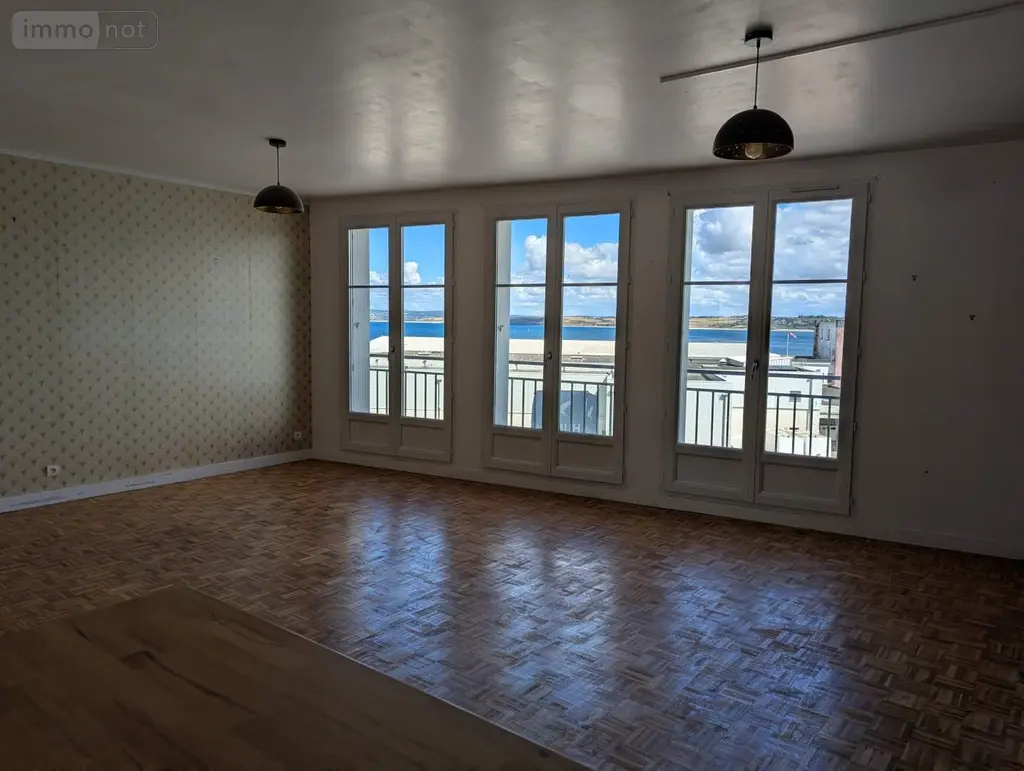 Appartement a vendre Douarnenez 29100 Finistère 29 122 m2 5 pièces 294000 euros 011/243 005