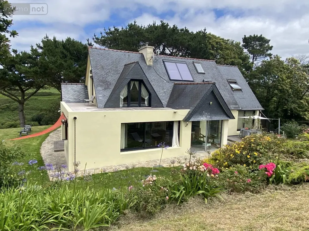 Maison a vendre Kerlaz 29100 Finistère 29 259 m2 9 pièces 1237000 euros 023/1610 014