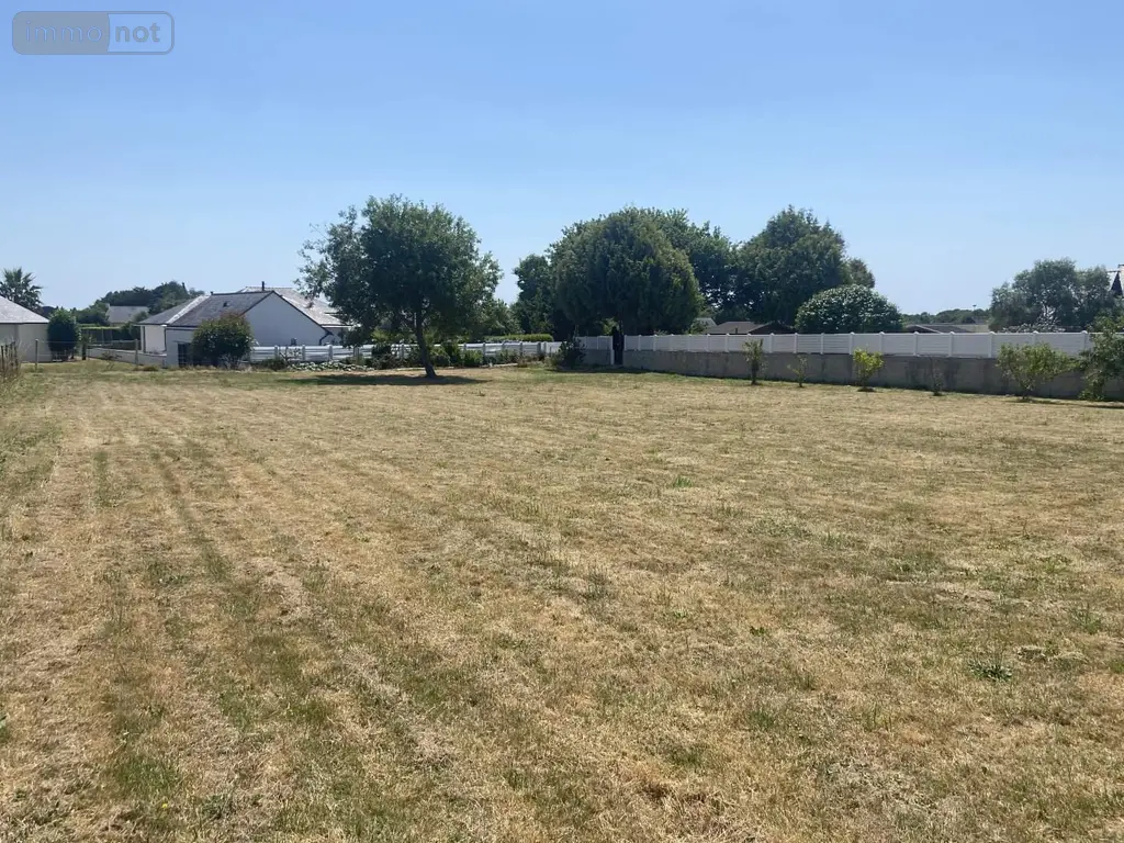 Terrain a batir a vendre Tréméoc 29120 Finistère 29 1685 m2 178500 euros 023/1615 001