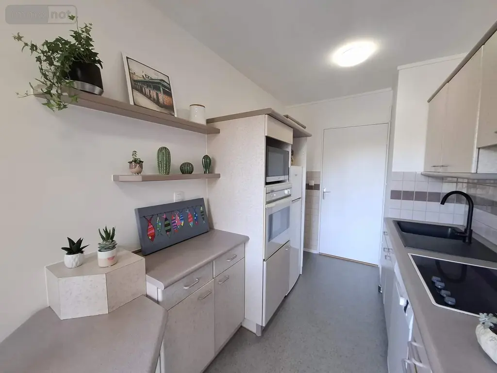 Appartement a vendre Rennes 35000 Ille-et-Vilaine 35 77 m2 4 pièces 265000 euros 006/2152 009