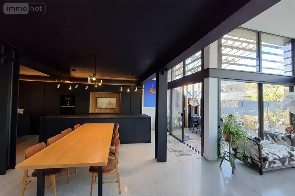Maison a vendre Rennes 35000 Ille-et-Vilaine 35 250 m2 6 pièces 1515250 euros 006/2264 010