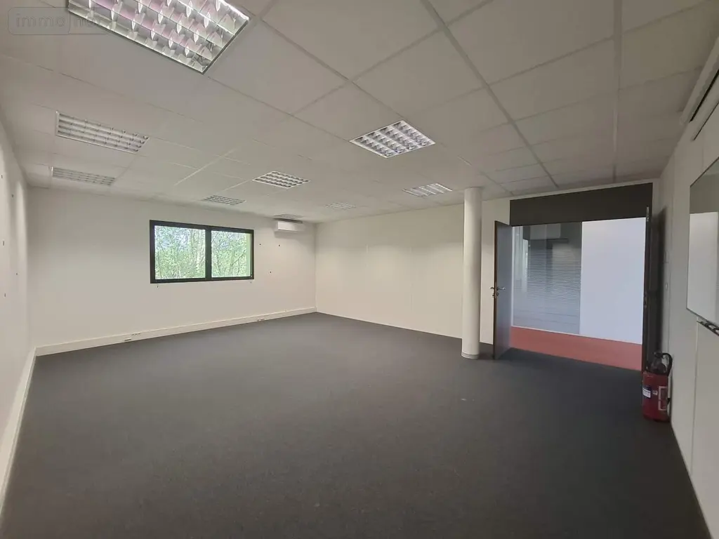 Fonds et murs commerciaux a vendre Rennes 35000 Ille-et-Vilaine 35 326 m2 9 pièces 500000 euros 006/2270 003