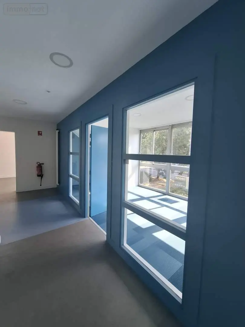 Fonds et murs commerciaux a vendre Rennes 35000 Ille-et-Vilaine 35 192 m2 5 pièces 499510 euros 006/2288 005