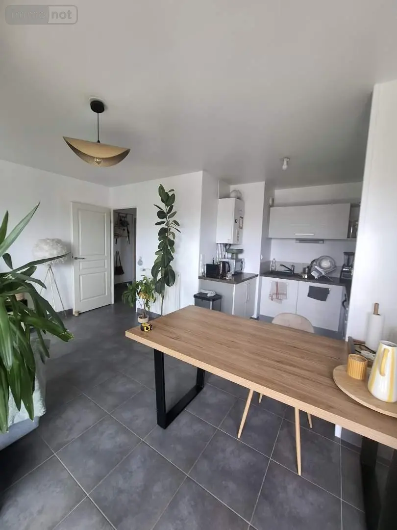 Appartement a vendre Rennes 35000 Ille-et-Vilaine 35 56 m2 3 pièces 250800 euros 006/2312 002