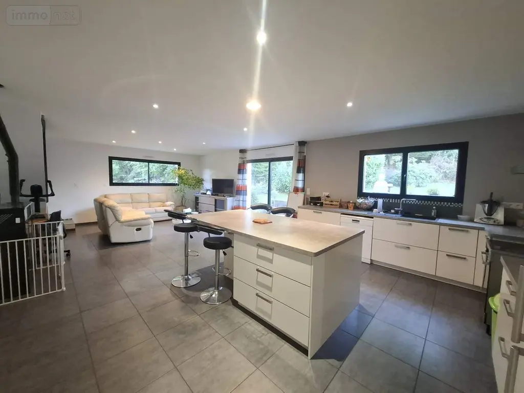 Maison a vendre La Bouëxière 35340 Ille-et-Vilaine 35 135 m2 5 pièces 339625 euros 006/2320 002