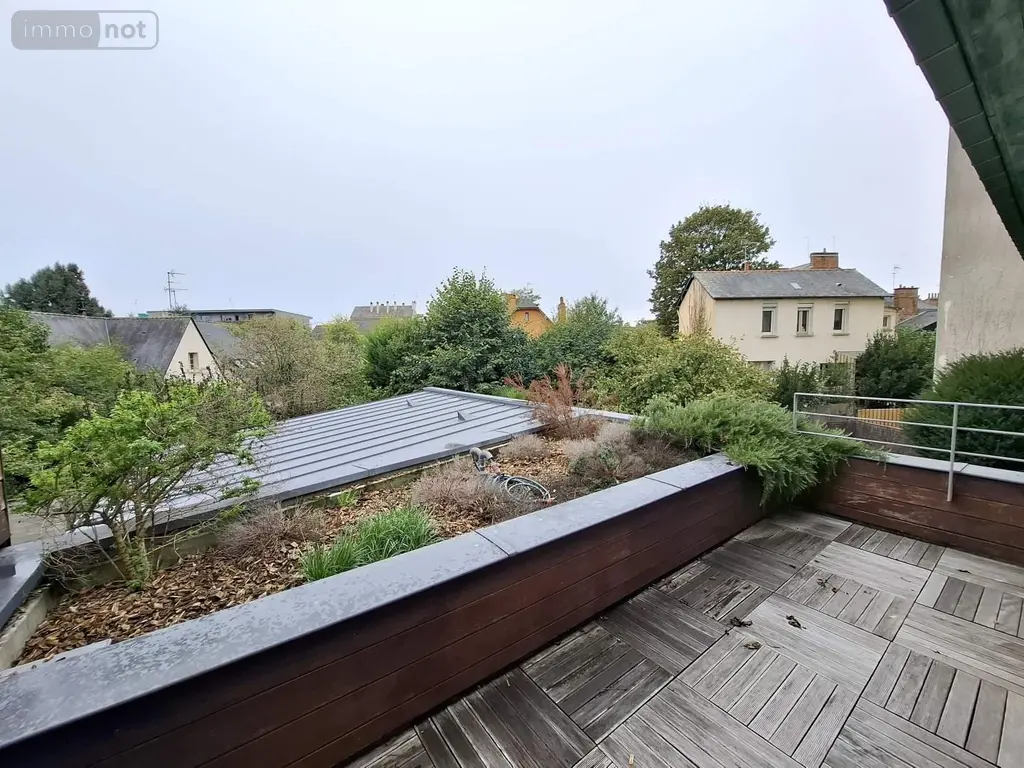 Location fonds et murs commerciaux Rennes 35000 Ille-et-Vilaine 35 166 m2 4 pièces 2500 euros 006/2323 003