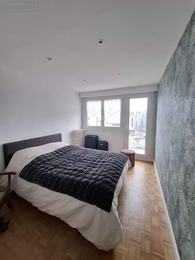 Appartement a vendre Rennes 35000 Ille-et-Vilaine 35 75 m2 3 pièces 299915 euros 006/2324 006