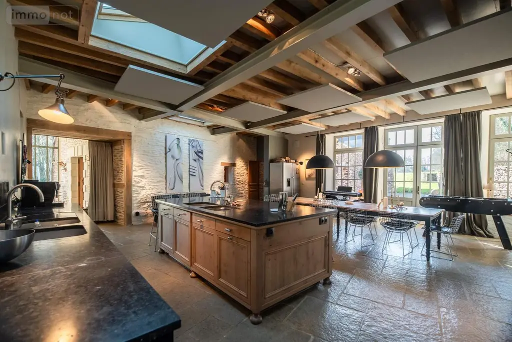 Propriete a vendre Rennes 35000 Ille-et-Vilaine 35 625 m2 10 pièces 1467200 euros 008/2980 005