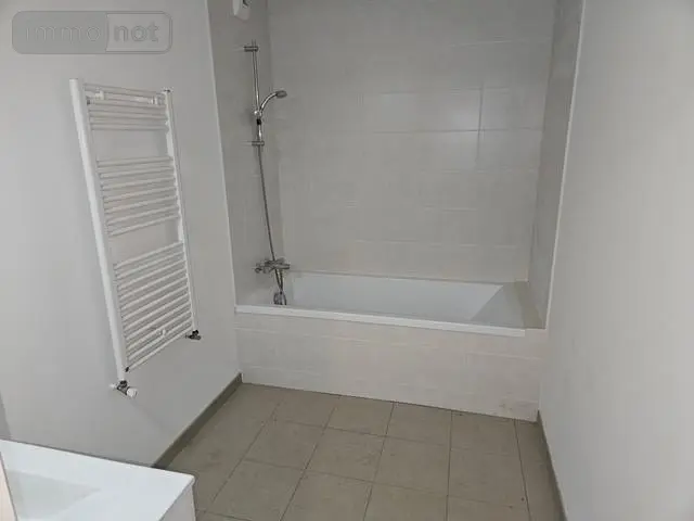 Appartement a vendre Rennes 35000 Ille-et-Vilaine 35 70 m2 3 pièces 293440 euros 008/3117 004