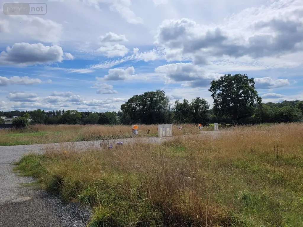 Terrain a batir a vendre Châteaubourg 35220 Ille-et-Vilaine 35 185 m2 158960 euros 019/5263 JLL 002