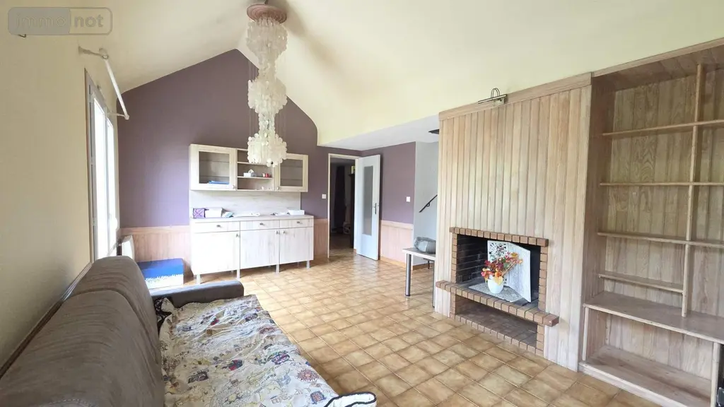 Maison a vendre Noyal-sur-Vilaine 35530 Ille-et-Vilaine 35 102 m2 5 pièces 229000 euros 019/5367 MCB 004