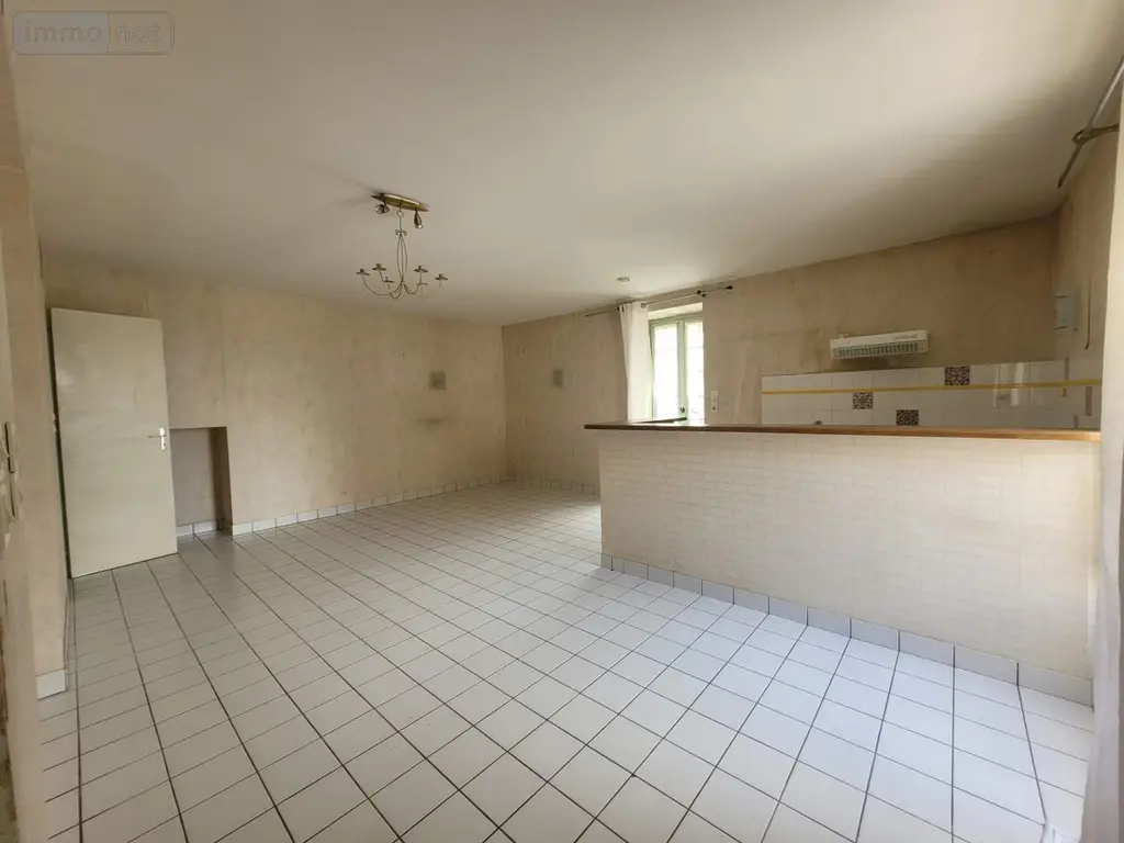 Immeuble de rapport a vendre Servon-sur-Vilaine 35530 Ille-et-Vilaine 35 80 m2 4 pièces 162050 euros 019/5389 JLL 005