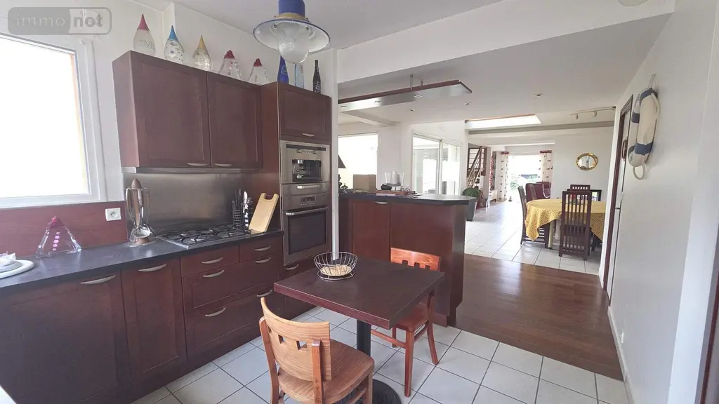 Maison a vendre Noyal-sur-Vilaine 35530 Ille-et-Vilaine 35 170 m2 7 pièces 478000 euros 019/5399 MCB 007