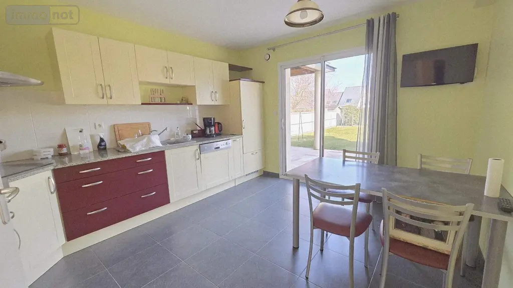 Maison a vendre Noyal-sur-Vilaine 35530 Ille-et-Vilaine 35 193 m2 9 pièces 476200 euros 019/5540 MCB 005