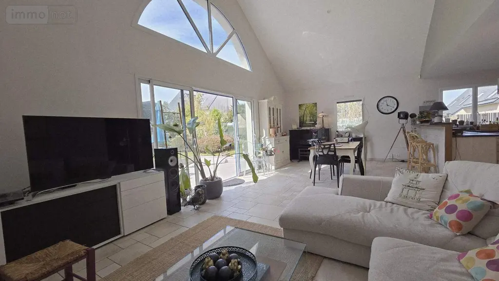 Maison a vendre Noyal-sur-Vilaine 35530 Ille-et-Vilaine 35 169 m2 7 pièces 471000 euros 019/5557 MCB 001