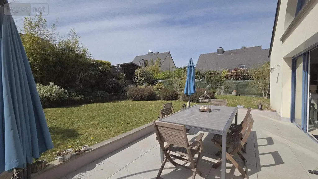 Maison a vendre Noyal-sur-Vilaine 35530 Ille-et-Vilaine 35 169 m2 7 pièces 471000 euros 019/5557 MCB 010