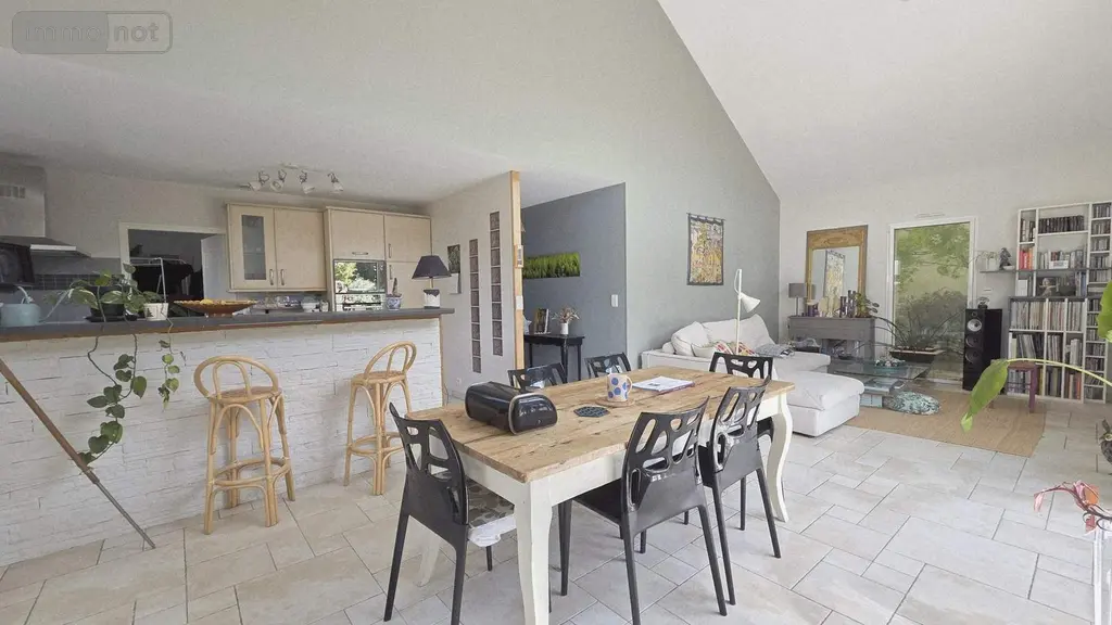 Maison a vendre Noyal-sur-Vilaine 35530 Ille-et-Vilaine 35 169 m2 7 pièces 471000 euros 019/5557 MCB 005