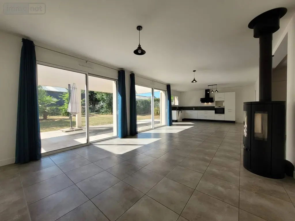 Maison a vendre Servon-sur-Vilaine 35530 Ille-et-Vilaine 35 130 m2 6 pièces 414400 euros 019/5579 JLL 003