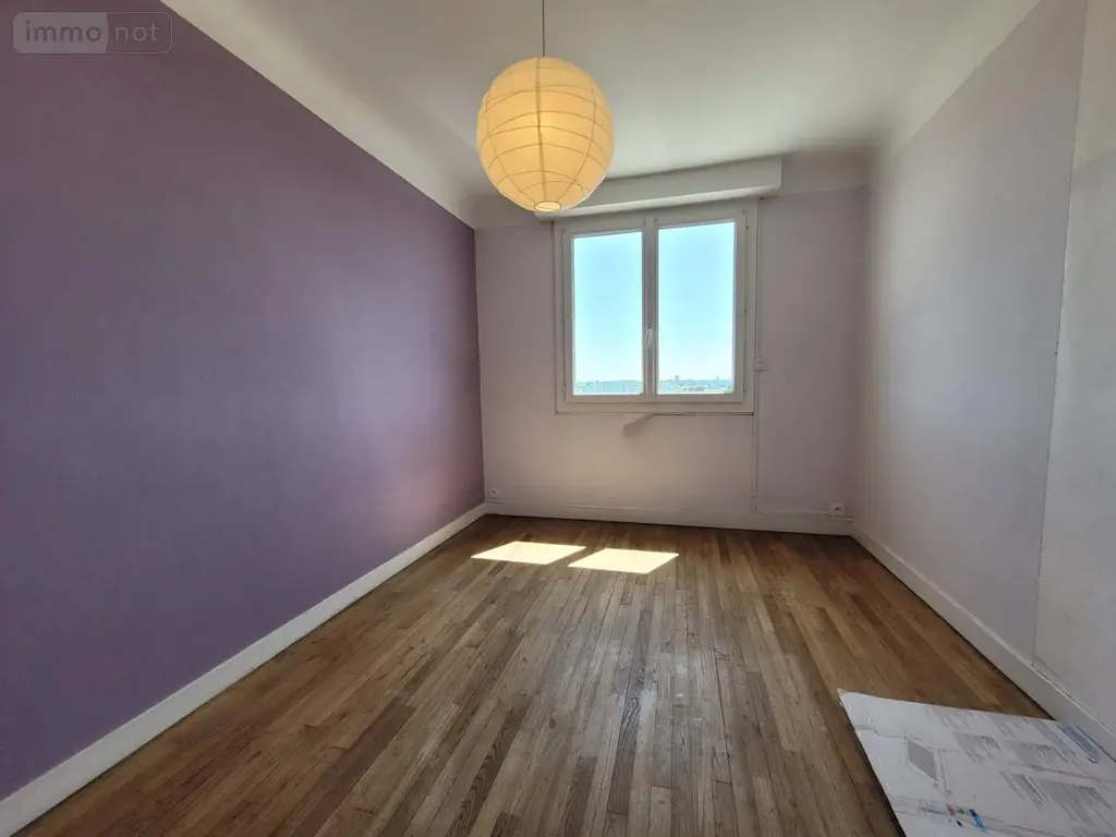 Appartement a vendre Rennes 35000 Ille-et-Vilaine 35 56 m2 3 pièces 192950 euros 019/5608 JLLA 005