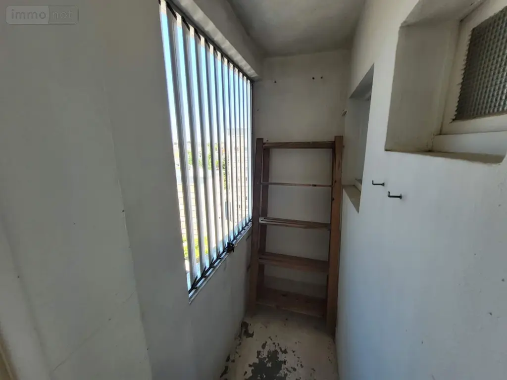 Appartement a vendre Rennes 35000 Ille-et-Vilaine 35 56 m2 3 pièces 192950 euros 019/5608 JLLA 006