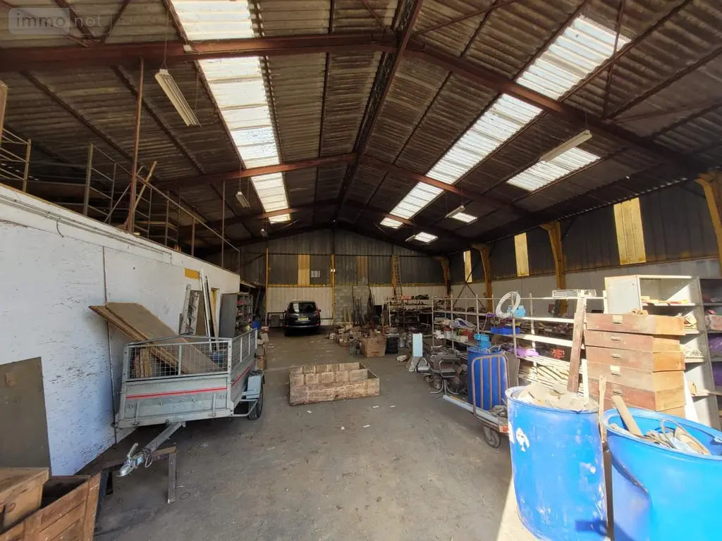 Fonds et murs commerciaux a vendre Châteaugiron 35410 Ille-et-Vilaine 35 630 m2 2 pièces 239300 euros 019/5621 JLL 004