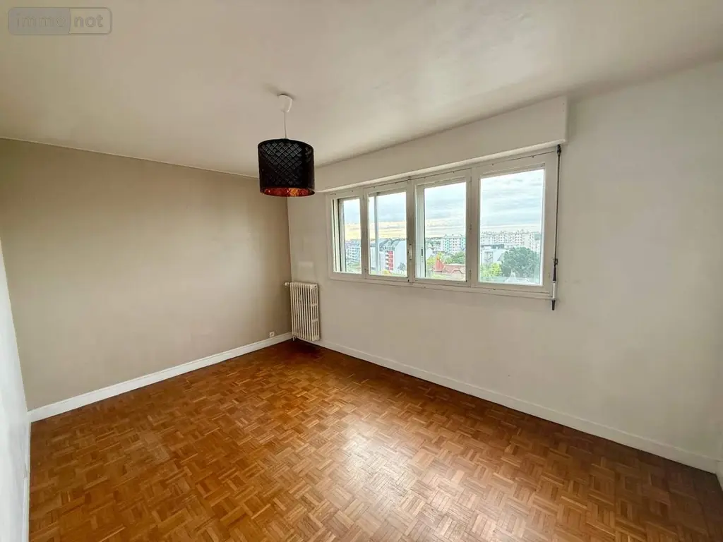 Location appartement Rennes 35000 Ille-et-Vilaine 35 78 m2 3 pièces 680 euros 019/5640 007