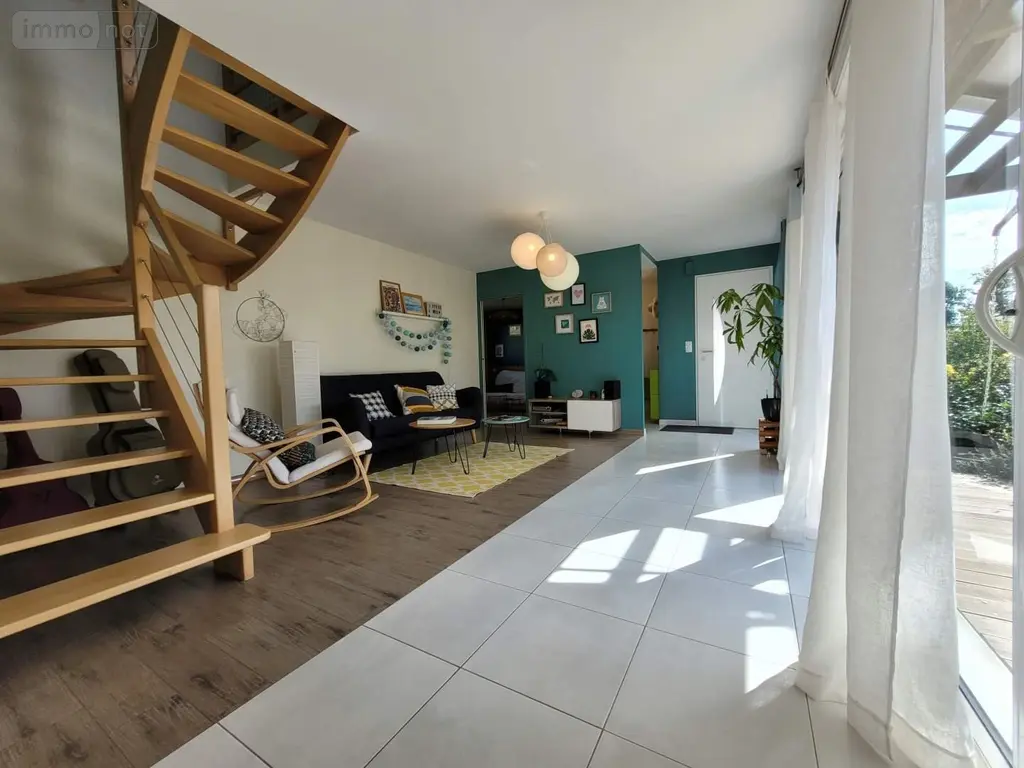 Maison a vendre Châteaubourg 35220 Ille-et-Vilaine 35 120 m2 5 pièces 371140 euros 019/5641 JLL 003