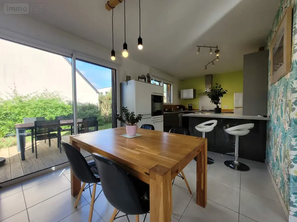 Maison a vendre Châteaubourg 35220 Ille-et-Vilaine 35 120 m2 5 pièces 371140 euros 019/5641 JLL 004