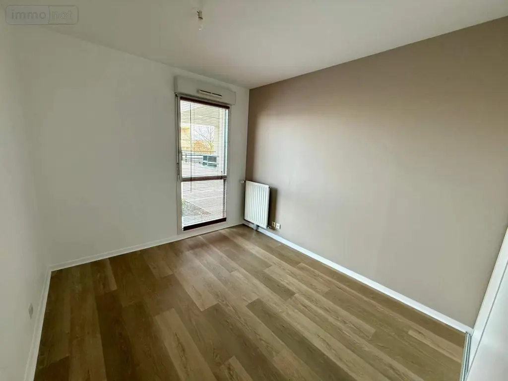 Location appartement Noyal-sur-Vilaine 35530 Ille-et-Vilaine 35 64 m2 3 pièces 740 euros 019/5646 004