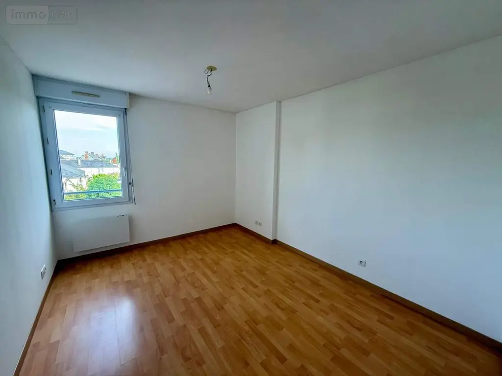 Location appartement Noyal-sur-Vilaine 35530 Ille-et-Vilaine 35 59 m2 3 pièces 630 euros 019/5649 004