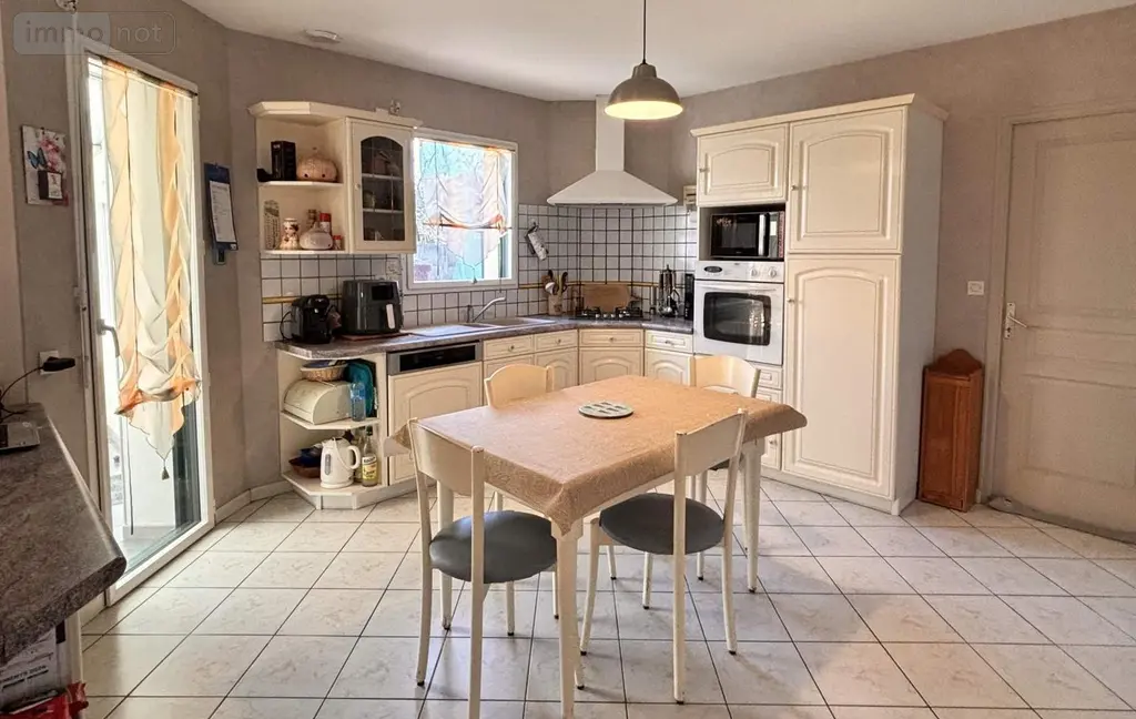 Maison a vendre Bréal-sous-Montfort 35310 Ille-et-Vilaine 35 123 m2 6 pièces 416000 euros 029/1759 008