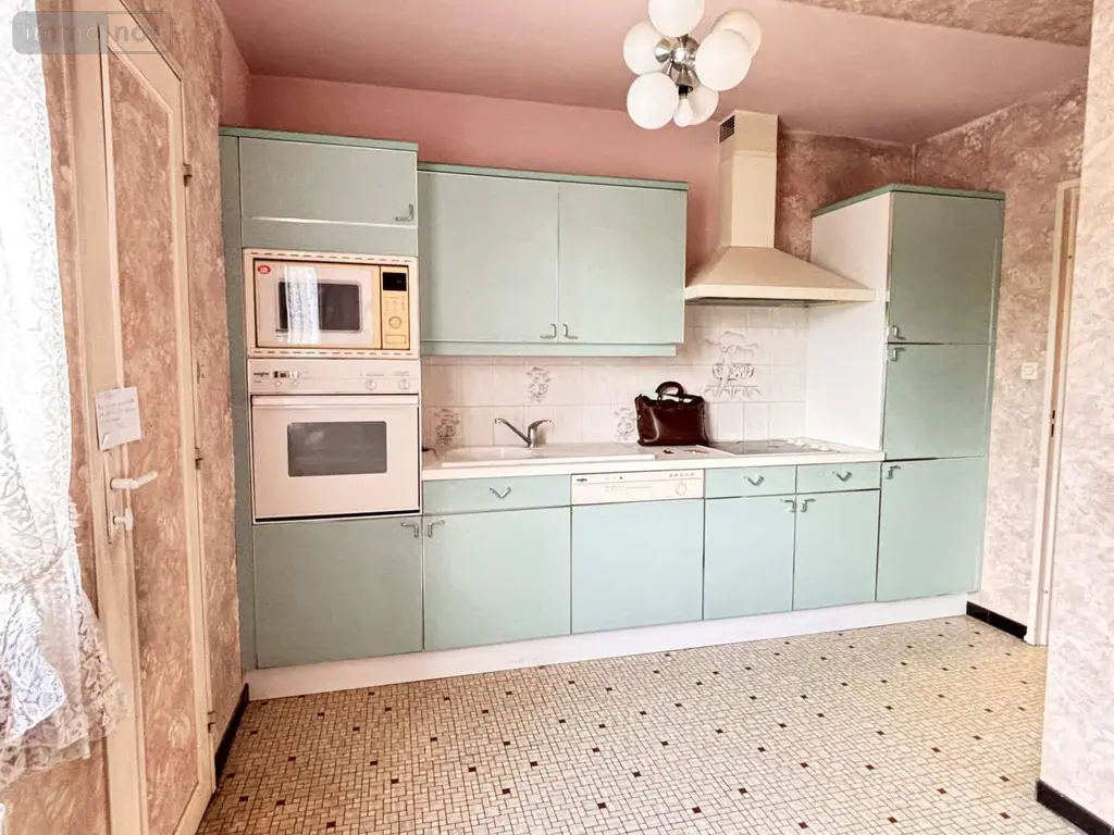 Appartement a vendre Rennes 35200 Ille-et-Vilaine 35 77 m2 4 pièces 157500 euros 029/1761 004