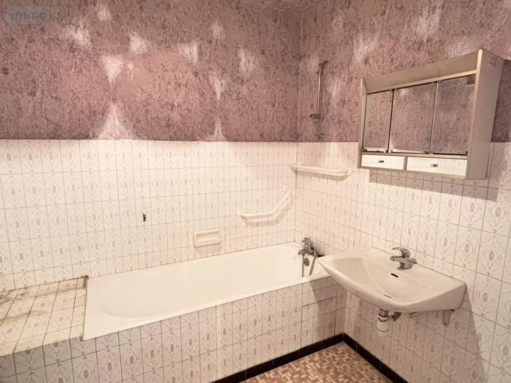 Appartement a vendre Rennes 35000 Ille-et-Vilaine 35 77 m2 4 pièces 167500 euros 029/1761 006