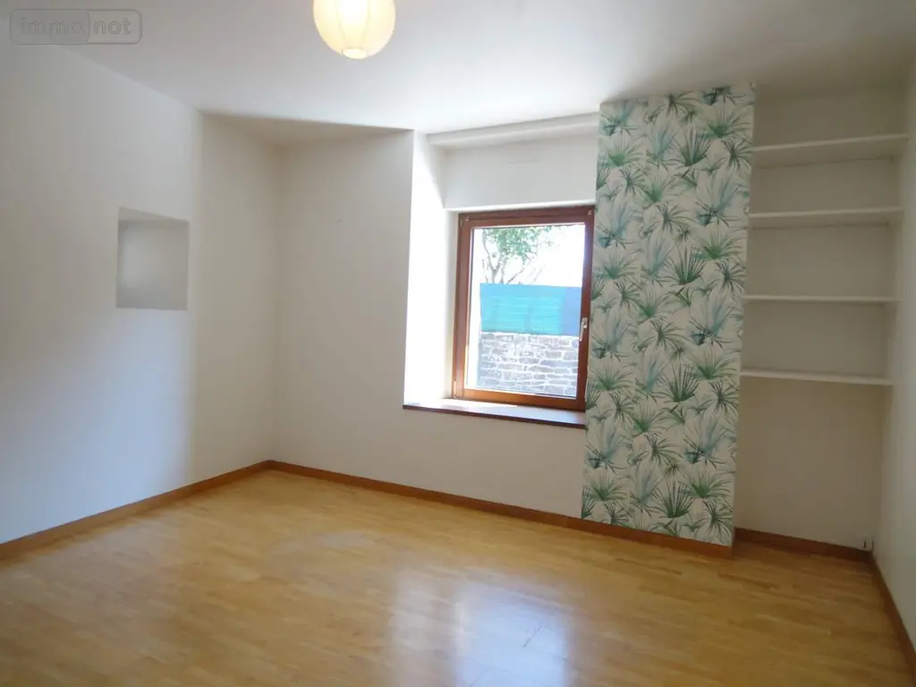 Location maison Bréal-sous-Montfort 35310 Ille-et-Vilaine 35 128 m2 7 pièces 1000 euros 029/745 005