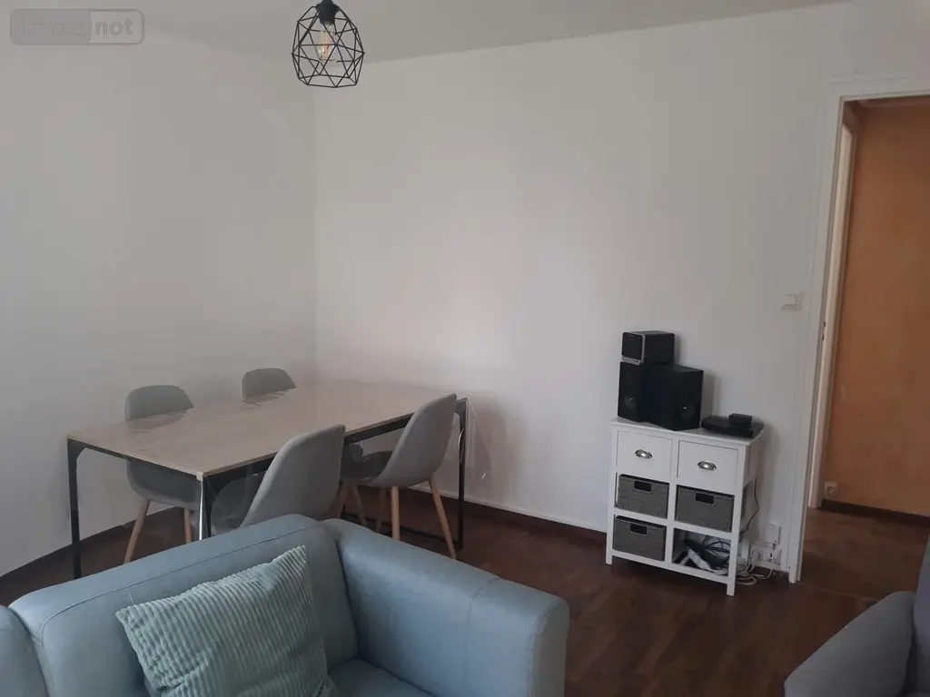 Location appartement Rennes 35000 Ille-et-Vilaine 35 46 m2 2 pièces 641 euros 030/71926 004