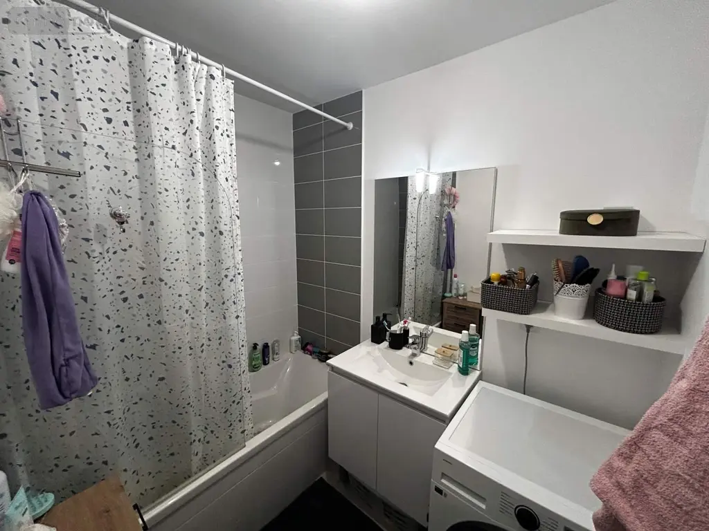 Location appartement La Chapelle-des-Fougeretz 35520 Ille-et-Vilaine 35 60 m2 3 pièces 856 euros 030/72960 003