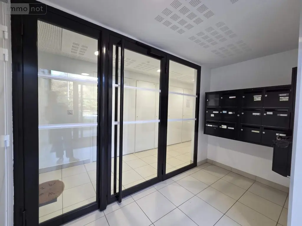 Appartement a vendre L'Hermitage 35590 Ille-et-Vilaine 35 68 m2 3 pièces 222600 euros 030/73005 003
