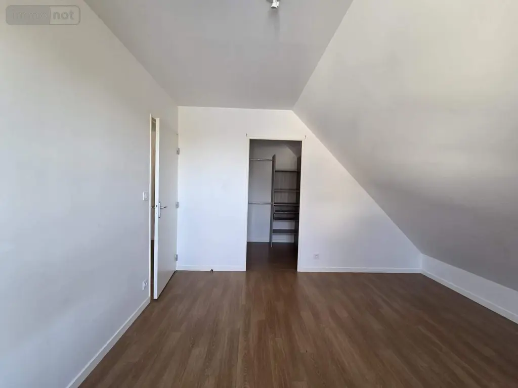 Appartement a vendre L'Hermitage 35590 Ille-et-Vilaine 35 68 m2 3 pièces 222600 euros 030/73005 005
