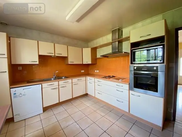 Maison a vendre L'Hermitage 35590 Ille-et-Vilaine 35 135 m2 6 pièces 317800 euros 030/73043 002